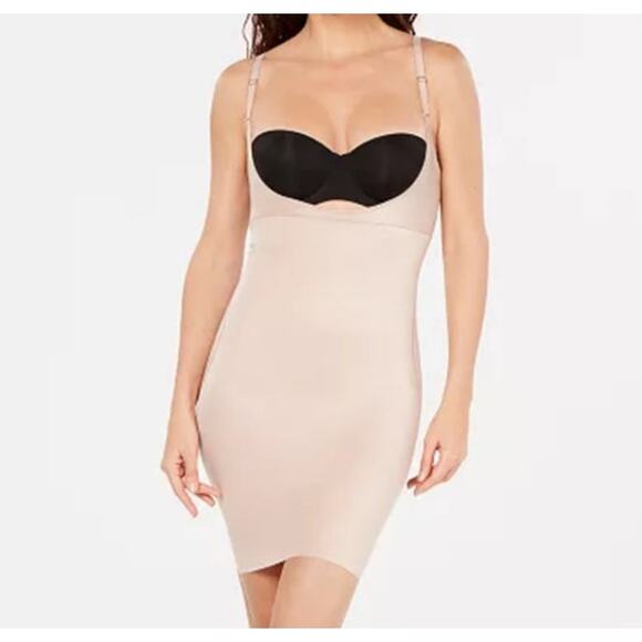Spanx Open Bust Full Slip Size Small Beige Tan NEW Smart Grip Slip - Picture 1 of 11